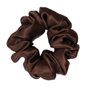Scrunchie Satinado Marrón Chocolate - Ayuda a reducir la rotura y más